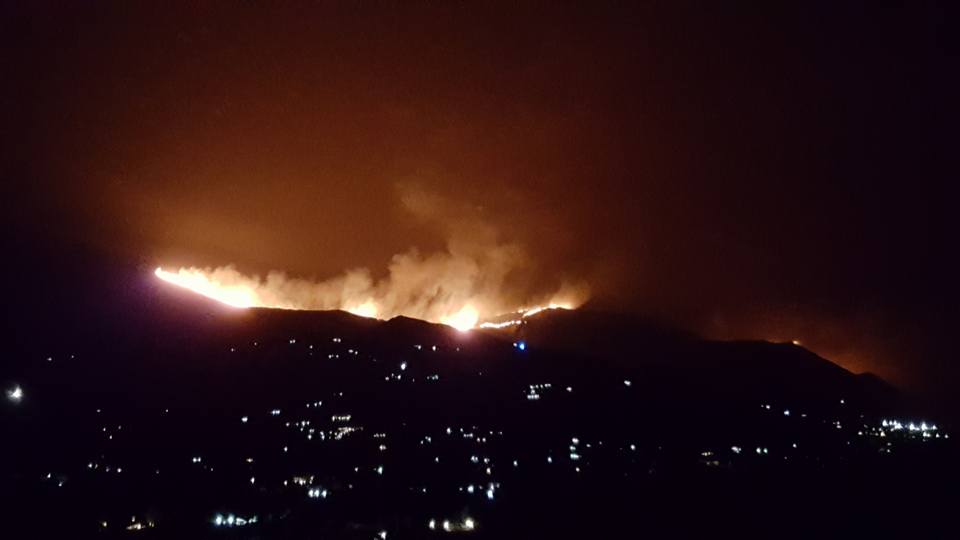 Incendio sul monte Sparacio